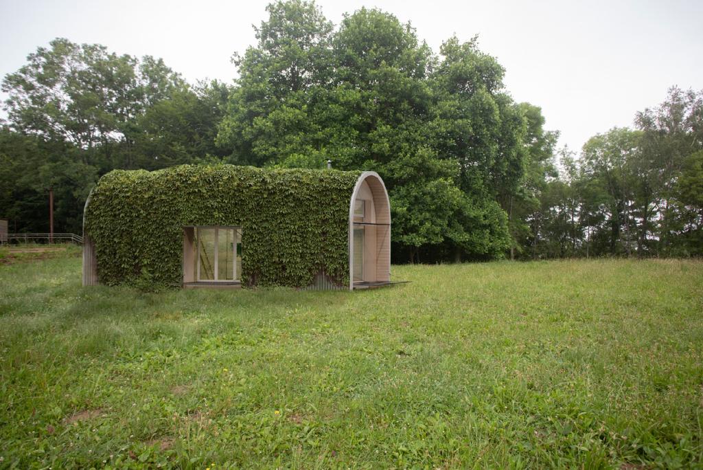 Casa prefabricada en la naturaleza